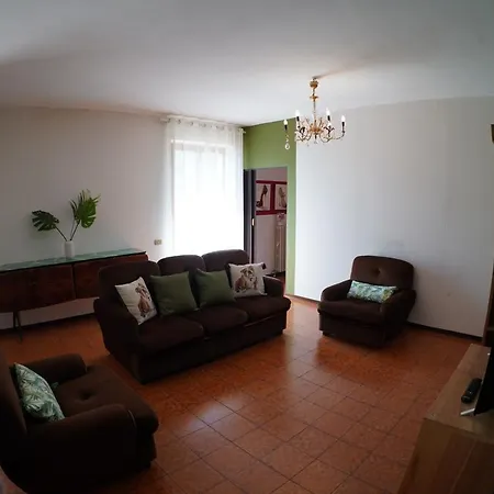 - 120 M2 - Da 2 A 5 Posti Letto